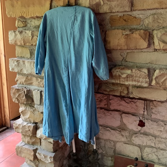 Cynthia Ashby 3/4 sleeve linen trapeze dress. - Picture 2 of 6